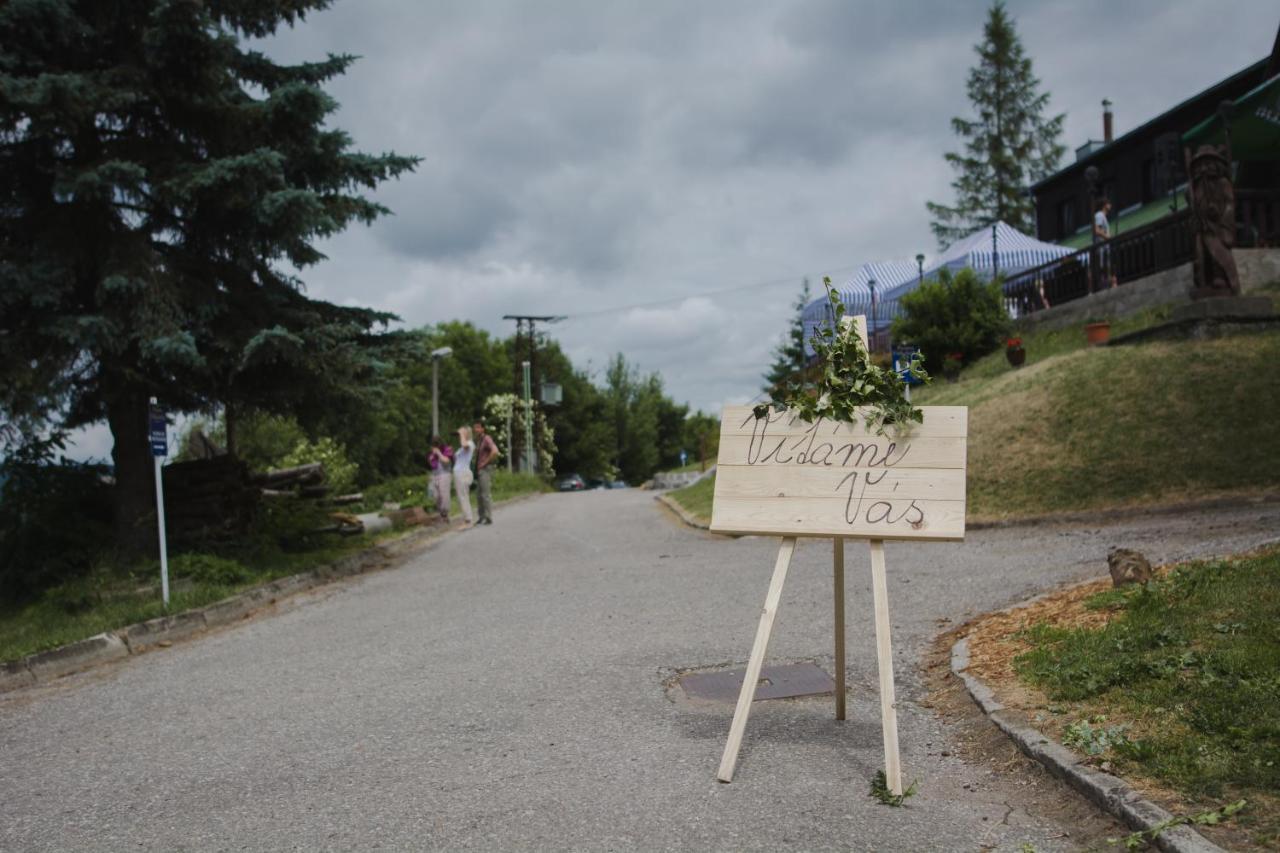 Penzion Pohlednicka Hotel Benecko Kültér fotó